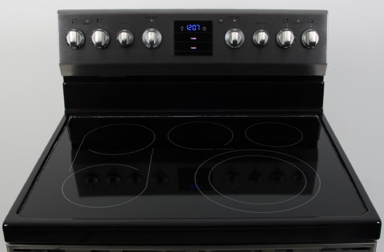 Frigidaire FPEF3077QF review: Lackluster cooktop makes this range fizzle -  CNET