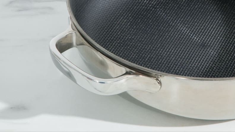Titanium Hammered Pan Pro With Lid - Non Stick Frying Pan For All Stoves & Oven Safe