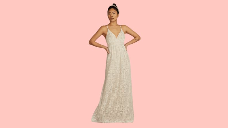 sleeveless flowy white dress