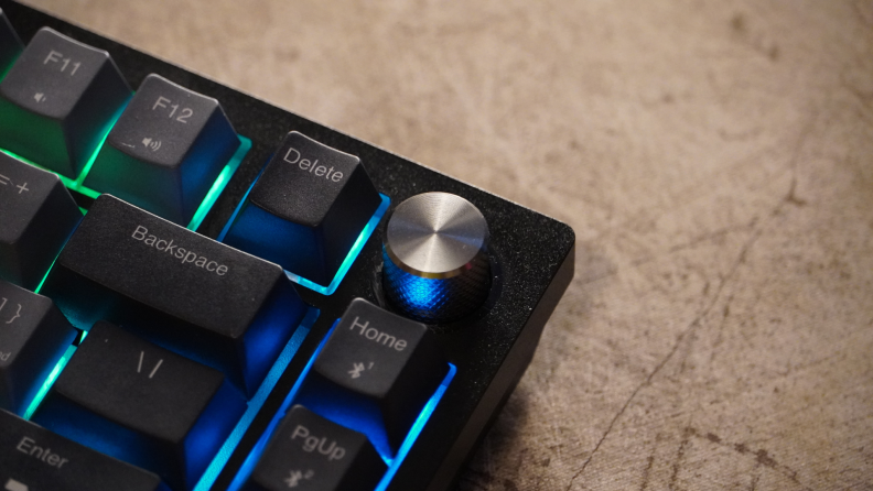 Close-up of the keyboard's knob switch.