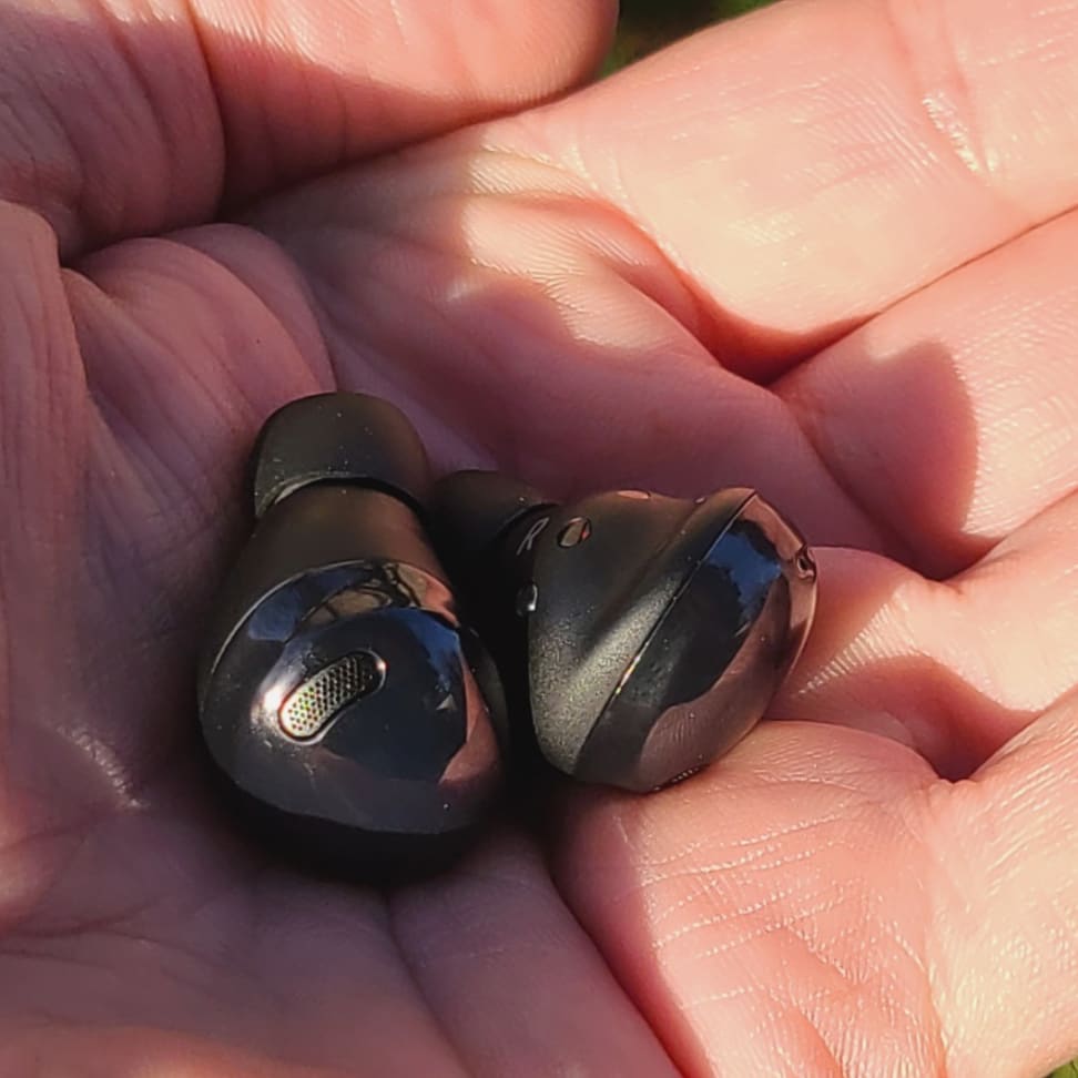 Samsung's Galaxy Buds Pro are a solid AirPods alternative