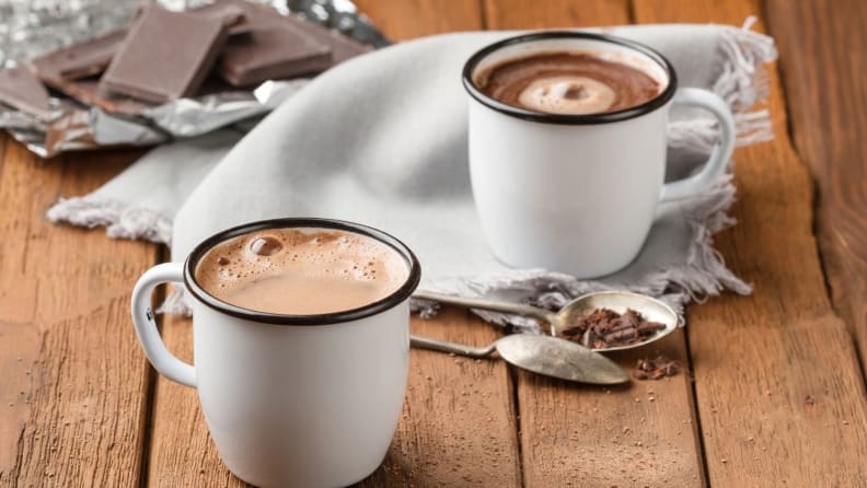 How to host an outdoor cocoa party - Reviewed