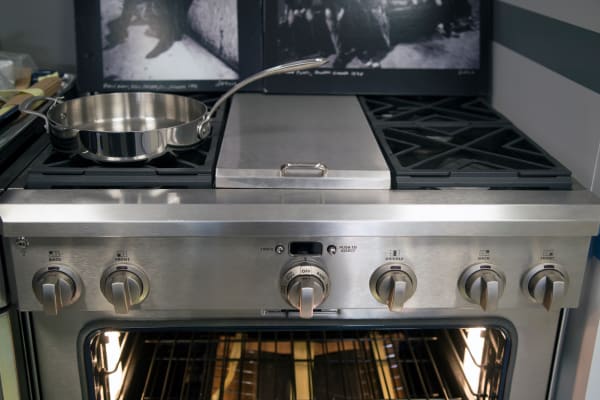 ge monogram 36 stove