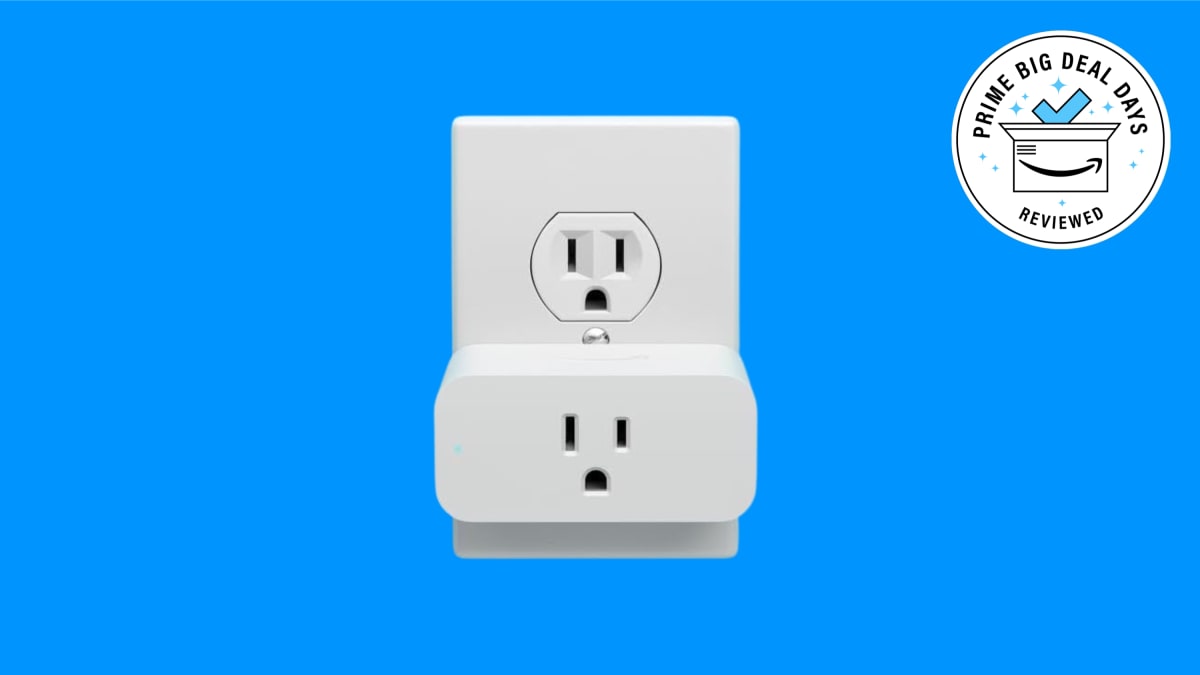 Smart plug amazon best sale deal
