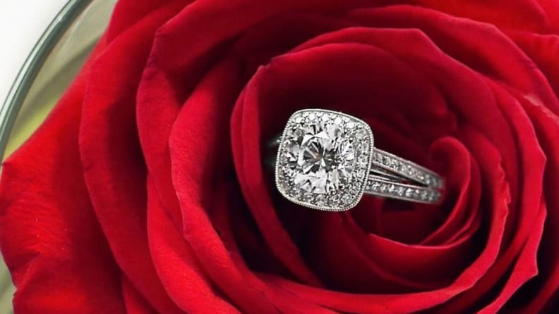 This Ritani ring is one of the best engagement rings online.