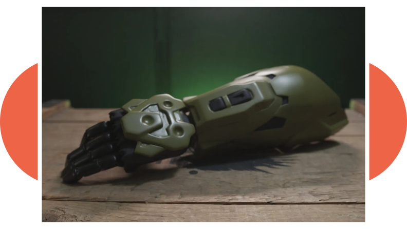 A Limbitless Solutions prosthetic arm designed to look like Master Chief's arm from the Halo franchise.