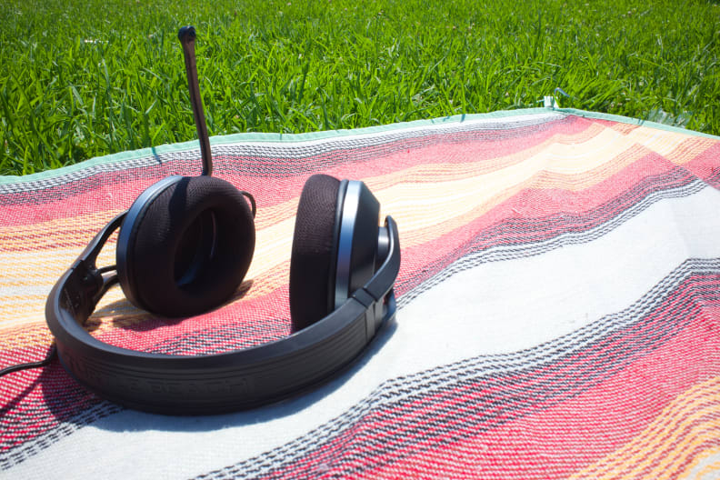 A close-up of the Recon 500, with the microphone attached.