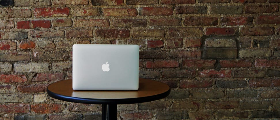 Product Image - Apple MacBook Pro (13-inch, 2015)