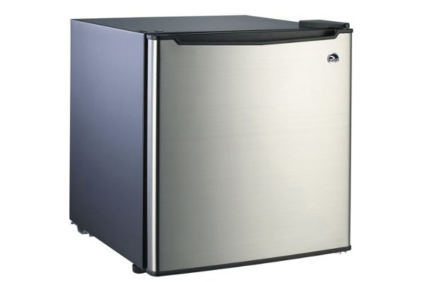 Igloo 1.7 Cubic Foot Refrigerator on Sale at Walmart - Reviewed