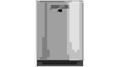 A straight-on shot of the Café CDT875M5NS5 dishwasher, floating in a white void. Its Platinum Glass facade is almost bare, save for its pocket handle and a tiny LCD readout.