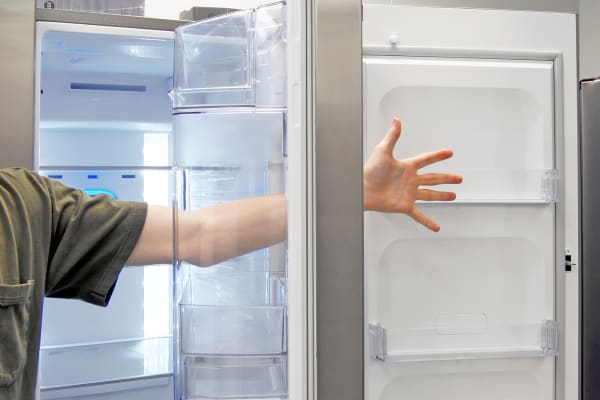 Look, ma! No walls on the LG LSC22991ST's fridge door—just lots and lots of food storage.