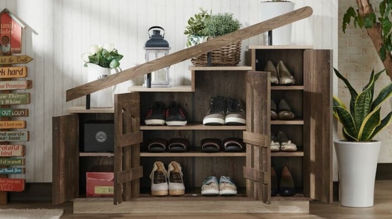 Shoe cabinet