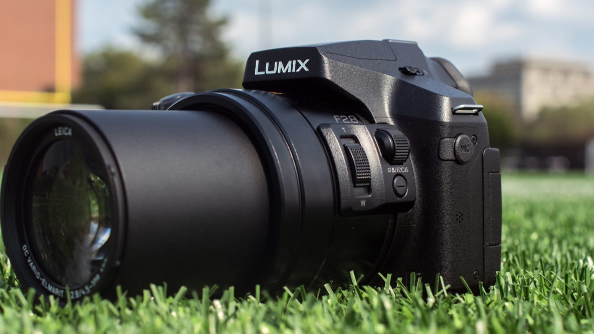 smokkel van mening zijn Vergemakkelijken Panasonic Lumix DMC-FZ300 Digital Camera Review - Reviewed