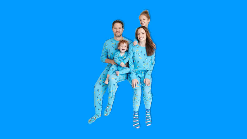 Wondershop + Plaid Flannel Matching Family Pajama Set