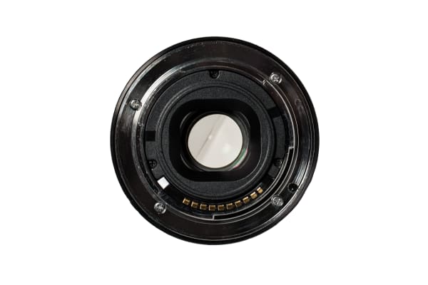 The Sony E 35MM F/1.8 OSS from the rear.