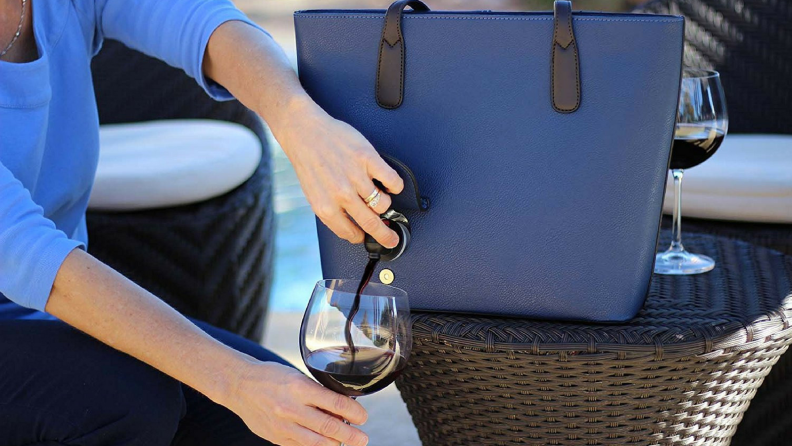 Portovino wine purse