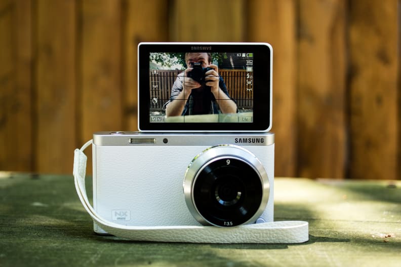 The screen flips all the way forward allowing for all the selfies to be had.
