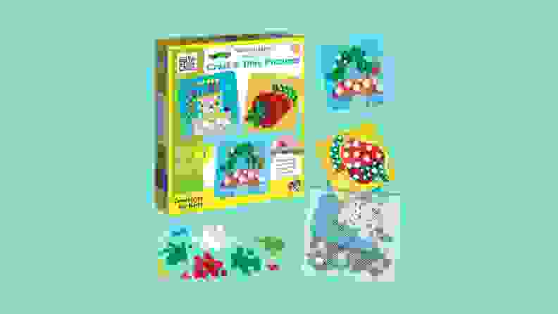 A Very Hungry Caterpillar Craft and Play Pictures  box set and its contents.
