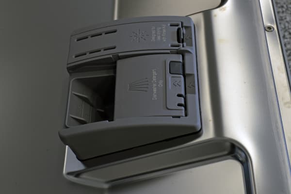 Bosch SHS5AV55UC rinse aid and detergent dispenser