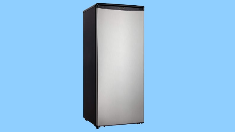 5 Best Garage Refrigerators (2024 Guide)