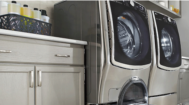 The LG WM9000HVA washing machine and its matching dryer