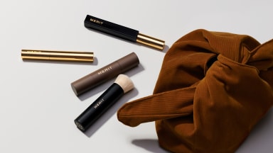 Merit the signature bag