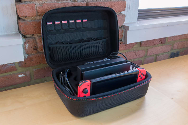 nintendo switch deluxe travel case review