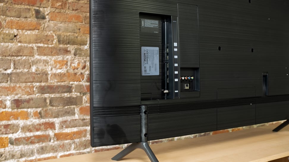 Samsung RU7100 Inputs