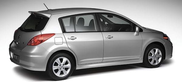 Product Image - 2012 Nissan Versa Hatchback 1.8 S