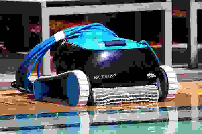 Dolphin Nautilus Robotic Pool Cleaner