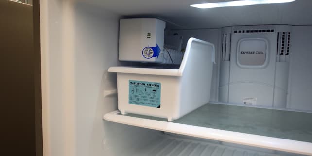 How Does an Ice Maker Work? - Reviewed.com Refrigerators