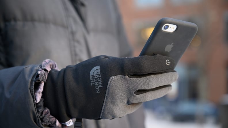 The 10 Best Touchscreen Gloves, Tested and Reviewed