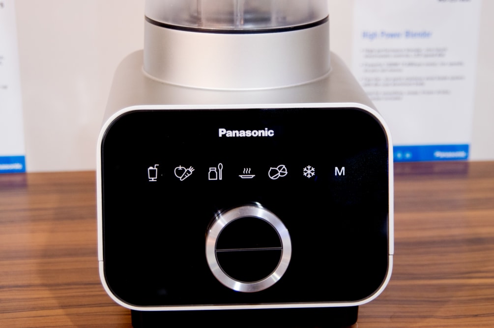 Panasonic Shows Off MX-ZX1800 Blender At CES - Reviewed