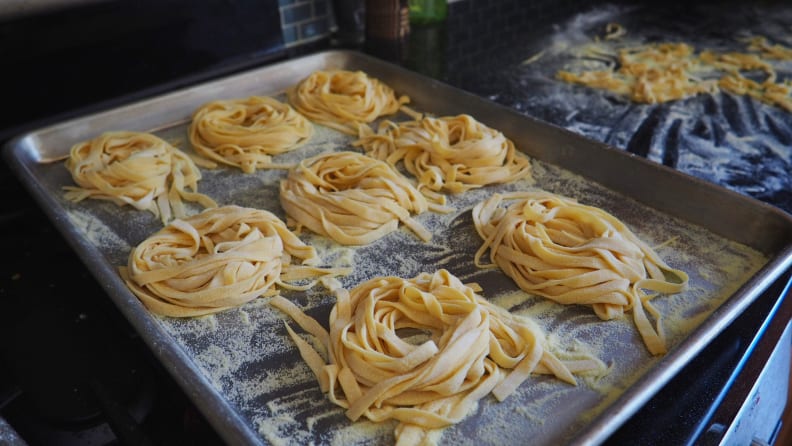 How to use pasta maker: Steps
