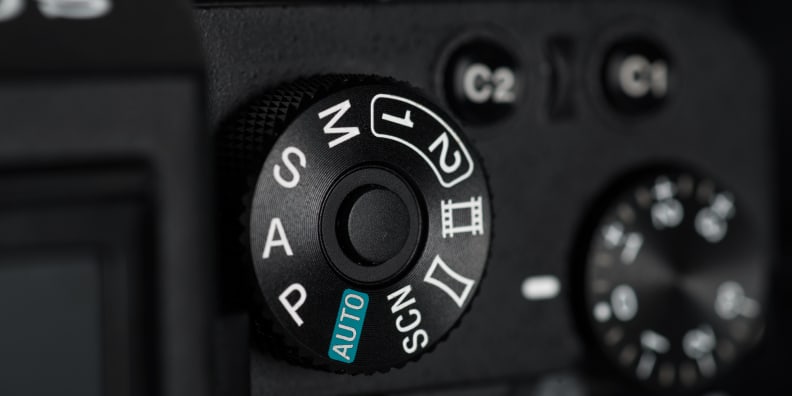 A photo of the Sony A7R II's mode dial.