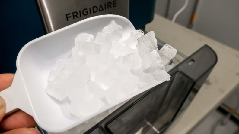 Nugget ice, how cool are these trays?? so cool!! #nuggetice