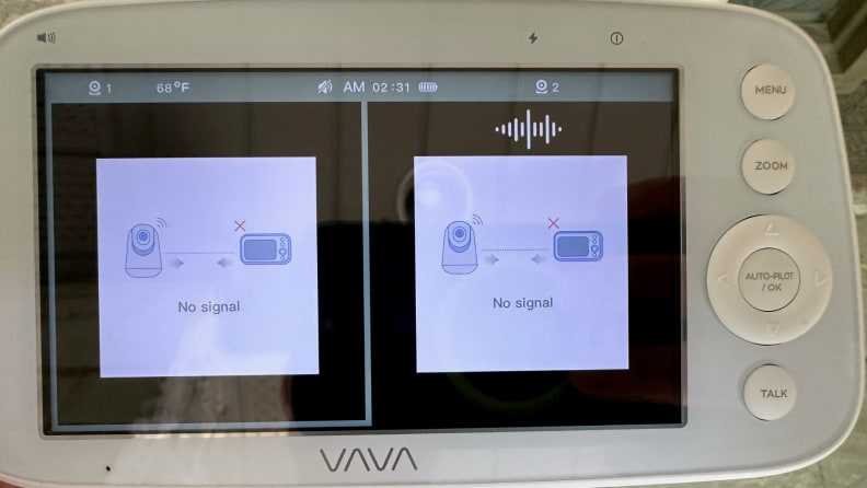 The Vava baby monitor recording monitor screen displaying missing signal issues.
