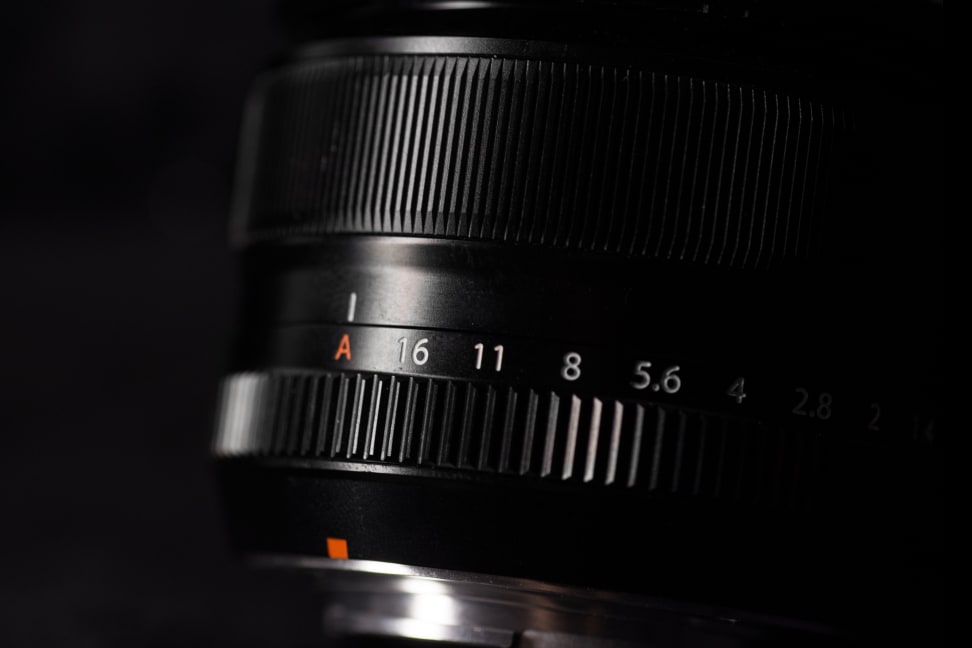 fuji-35mm-f1p4-review-design-rings.jpg