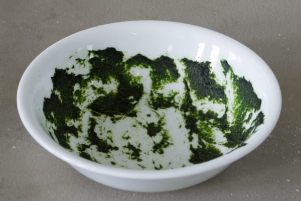 Baked-on spinach is one of the toughest stains we challenge each dishwasher to clean.