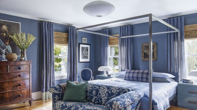 Restful-blue-bedroom-Elle-Decor