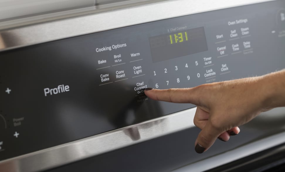 comfortabel samenvoegen kleermaker GE Unveils Chef Connect Bluetooth Oven, Microwave - Reviewed