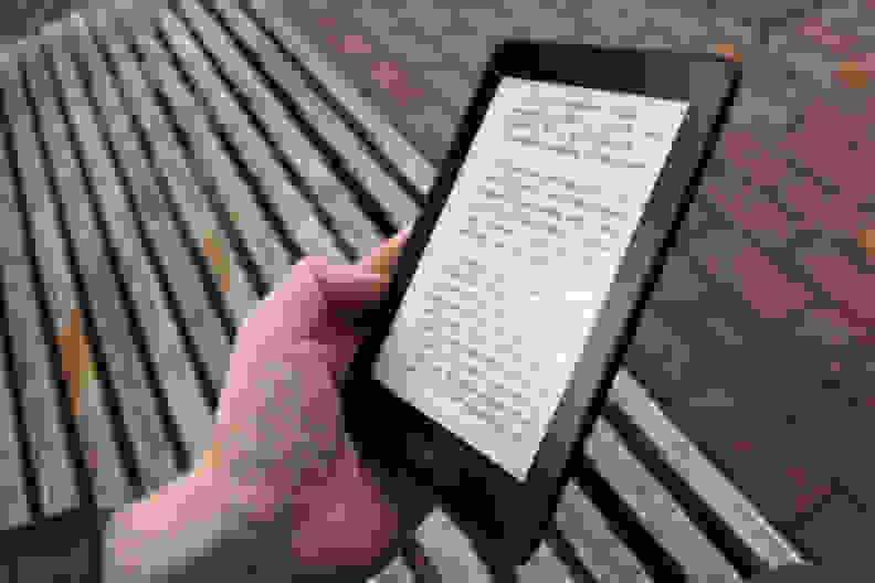 A photo of the Amazon Kindle Voyage's reflectivity.