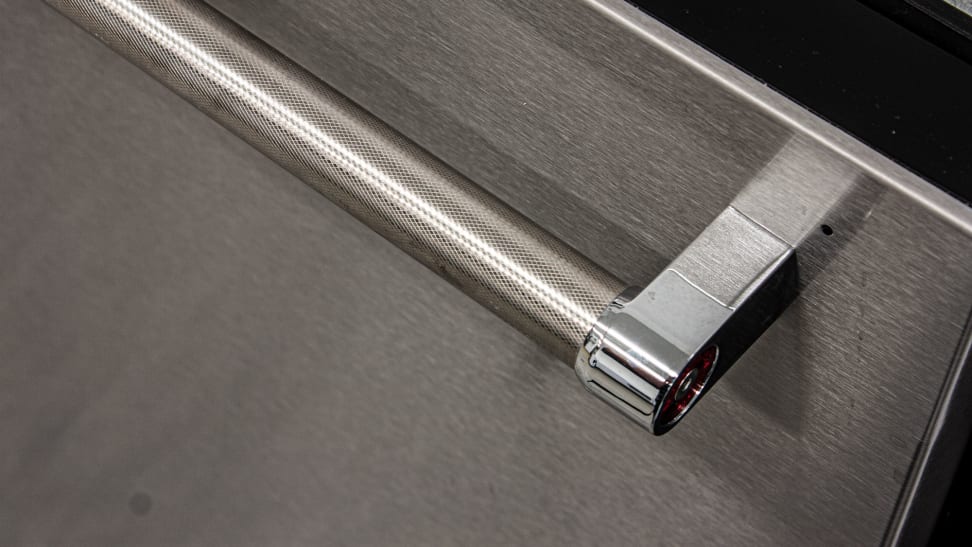 KitchenAid KDTE234GPS handle