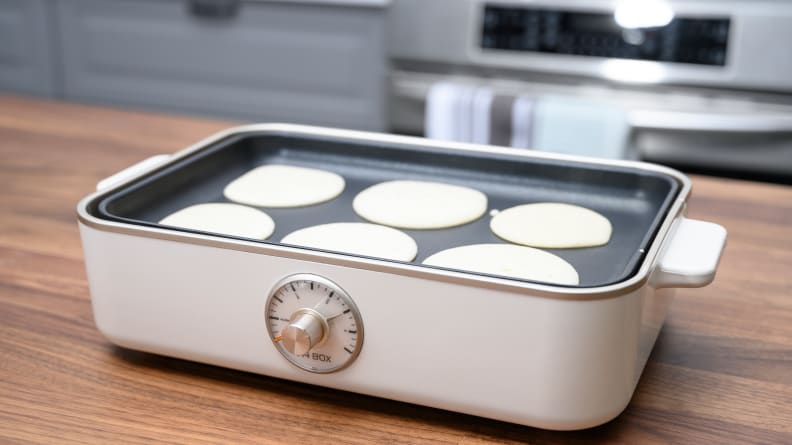 This portable hot plate from A4Box is as convenient as it is cute.