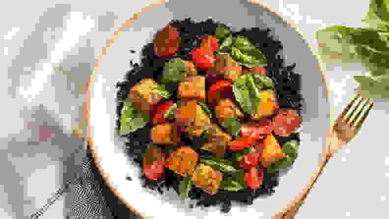 Curried tempeh stir-fry with black rice