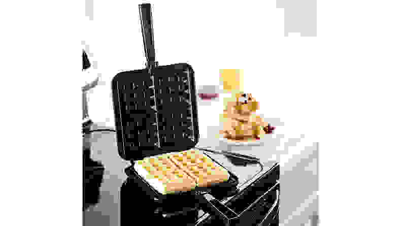 Cast Iron Waffle Maker