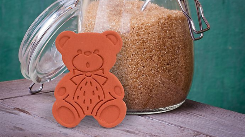 This adorable bear will help keep your brown sugar moist.