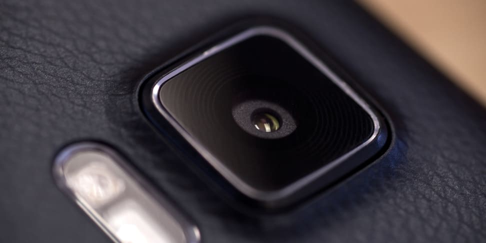 samsung-galaxy-note-4-review-design-camera.jpg