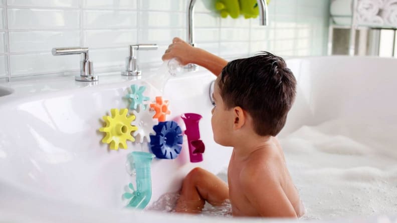 Mold-free bath toys for kids - Reviewed