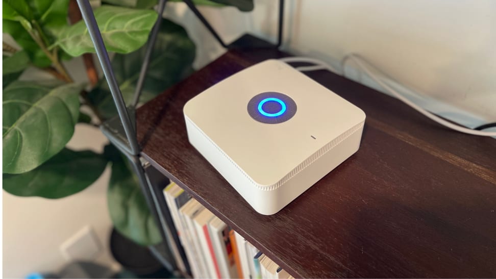 Alarm Pro Base Station (for with built-in eero Wi-Fi 6 router)